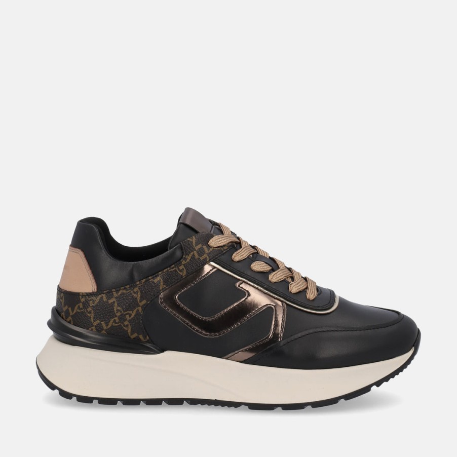 Woman BLACK GARDENS | Nero Giardini Sneakers