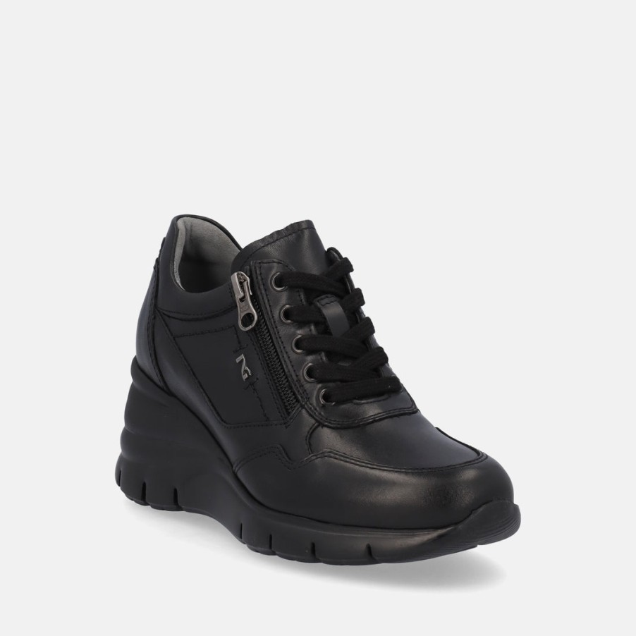 Woman BLACK GARDENS | Nero Giardini Sneakers