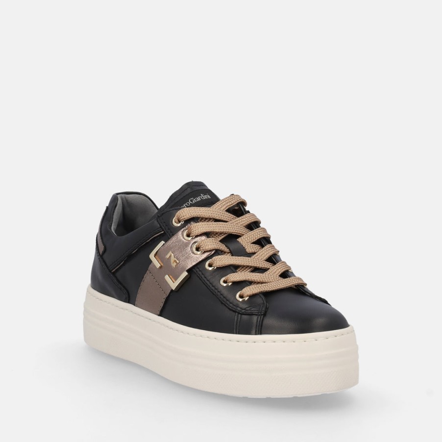 Woman BLACK GARDENS | Nero Giardini Sneakers